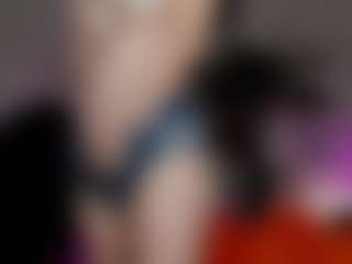 emma7's Live Sex Cam Show