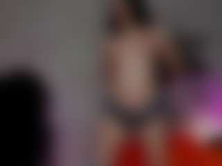 emma7's Live Sex Cam Show
