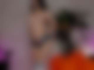 emma7's Live Sex Cam Show