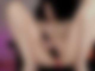 emma7's Live Sex Cam Show