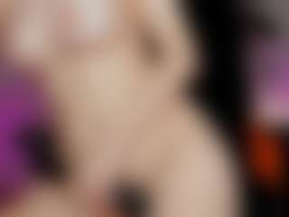 emma7's Live Sex Cam Show