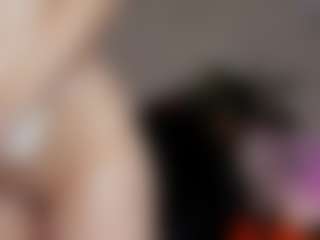 emma7's Live Sex Cam Show