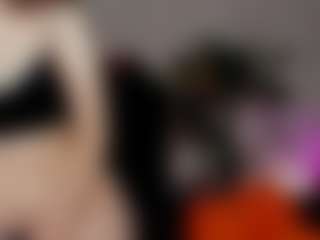 emma7's Live Sex Cam Show