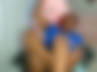 Live cam show with msfitqueen - Longlegs on Dolls Live