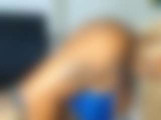 Live cam show with msfitqueen - Living Room on Camiplay Live