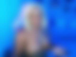 Live cam show with msfitqueen - Tease on CamwithHer
