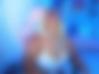 Live cam show with msfitqueen - Bedroom on SinfulBabes