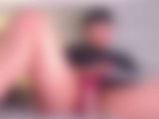 isabellamout's Live Sex Cam Show