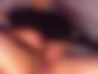 isabellamout's Live Sex Cam Show
