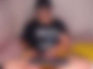 isabellamout's Live Sex Cam Show