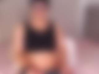 isabellamout's Live Sex Cam Show