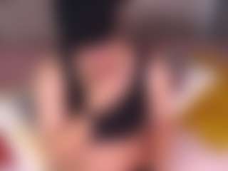 isabellamout's Live Sex Cam Show