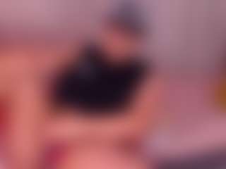 isabellamout's Live Sex Cam Show