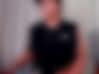 Live cam show with Yossef_Transboy - Latina on TeamSkeetLive | colombia