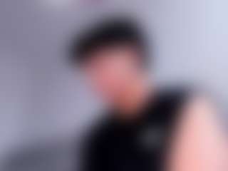 Live-Cam-Show mit Yossef_Transboy - Roleplay auf Camsoda