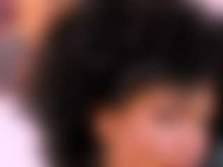 Live cam show with Goddess Tiara Mace - Smoking on StripNow