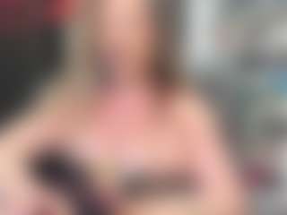 newlisa2018's Live Sex Cam Show