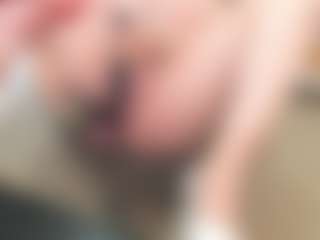 newlisa2018's Live Sex Cam Show