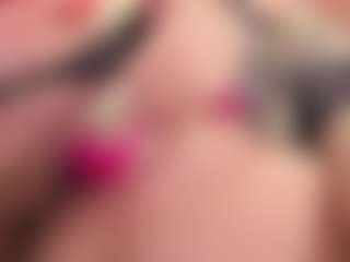 newlisa2018's Live Sex Cam Show