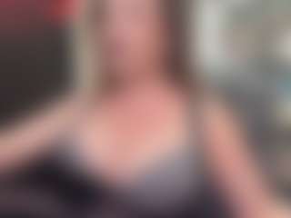newlisa2018's Live Sex Cam Show