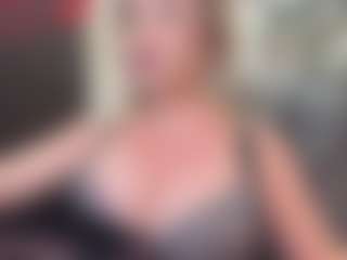 newlisa2018's Live Sex Cam Show