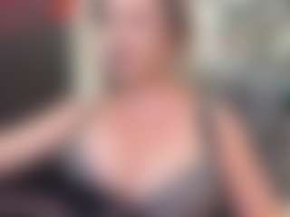 newlisa2018's Live Sex Cam Show