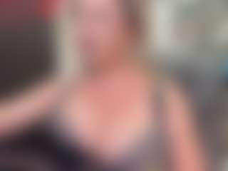 newlisa2018's Live Sex Cam Show