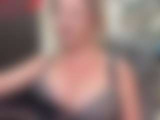 newlisa2018's Live Sex Cam Show