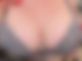 newlisa2018's Live Sex Cam Show
