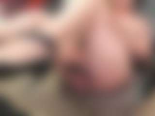 newlisa2018's Live Sex Cam Show