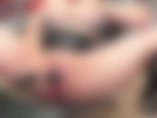 newlisa2018's Live Sex Cam Show