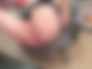 newlisa2018's Live Sex Cam Show