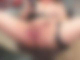 newlisa2018's Live Sex Cam Show
