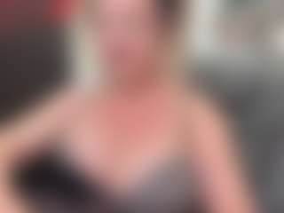 newlisa2018's Live Sex Cam Show
