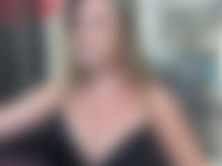 newlisa2018's Live Sex Cam Show