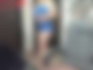newlisa2018's Live Sex Cam Show