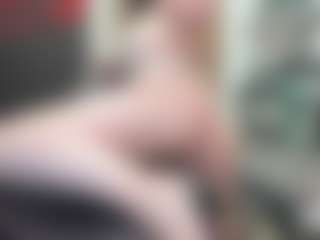 newlisa2018's Live Sex Cam Show