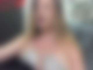 newlisa2018's Live Sex Cam Show
