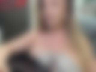 newlisa2018's Live Sex Cam Show