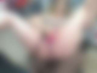 newlisa2018's Live Sex Cam Show