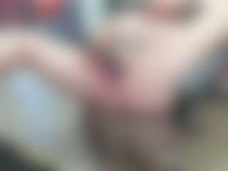 newlisa2018's Live Sex Cam Show