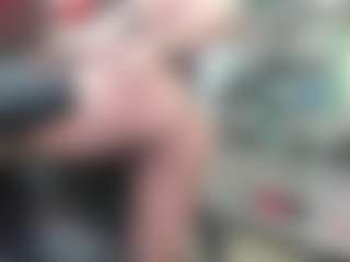 newlisa2018's Live Sex Cam Show