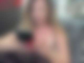 newlisa2018's Live Sex Cam Show