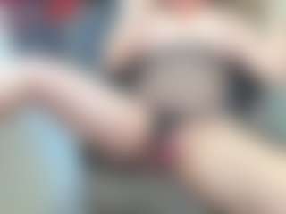 newlisa2018's Live Sex Cam Show