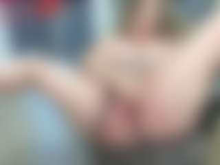 newlisa2018's Live Sex Cam Show