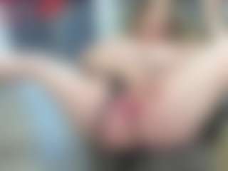 newlisa2018's Live Sex Cam Show