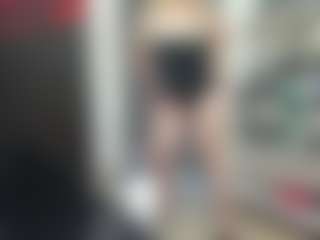 newlisa2018's Live Sex Cam Show