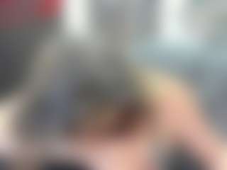 newlisa2018's Live Sex Cam Show