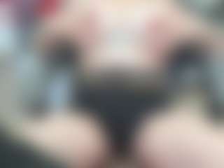newlisa2018's Live Sex Cam Show