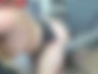 newlisa2018's Live Sex Cam Show
